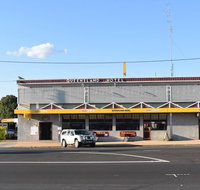 The Queensland Hotel - Food Delivery Shop
