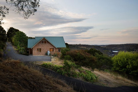 The River Valley Retreat - Food Delivery Shop 0
