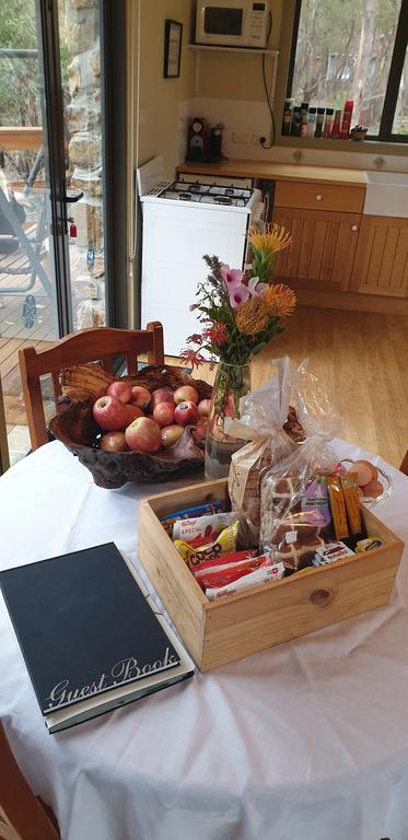 The Stone Cottage (with Tennis Court) - Food Delivery Shop 1