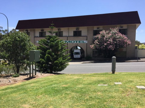 Tollgate Motel - Food Delivery Shop 0