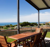 Torquay Foreshore Caravan Park - Food Delivery Shop