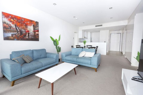 Trendy, Self Contained Inner City Apartment - Food Delivery Shop 0
