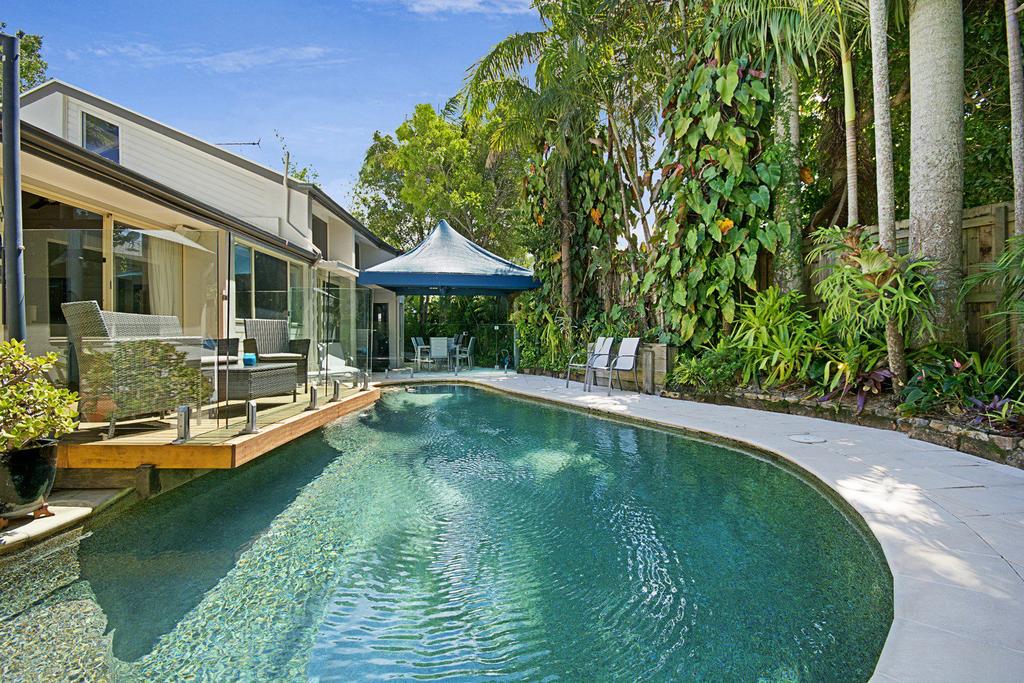 Noosa QLD Food Delivery Shop