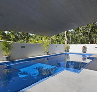 Tropical private holiday house with pool - Food Delivery Shop