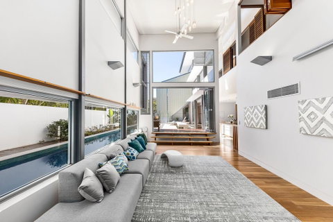 Ultimate Light And Space, Noosa Heads - Food Delivery Shop 1