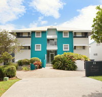Unit 1 On The Park Frank Street Coolum Beach WIFI 400 Bond LINEN INCLUDED - Food Delivery Shop