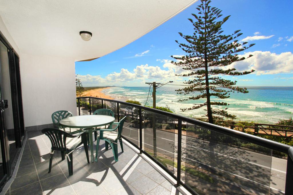 Coolum Beach QLD Food Delivery Shop
