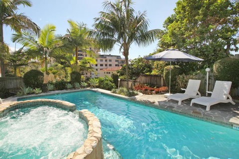 Unit 9, Coolum Blueseas Apartments, 59-61 Coolum Tce, Coolum Beach, 400 BOND, LINEN INCLUDED - Food Delivery Shop 0
