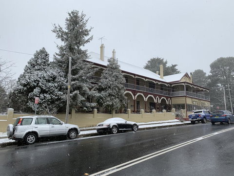 Victoria Albert Guest House Bar Cafe And Restaurant - Food Delivery Shop 0