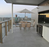 VUE Penthouse on King William - Food Delivery Shop