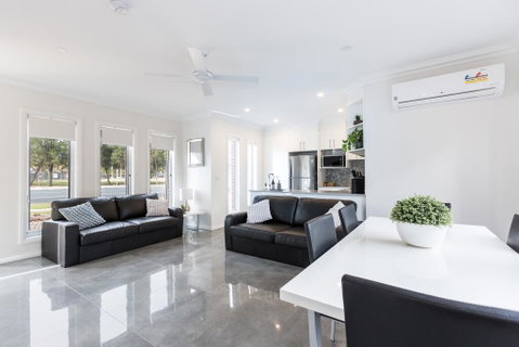 Wagga Apartments #1 - Food Delivery Shop 0