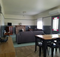 Wagga Wagga Country Cottages - Food Delivery Shop