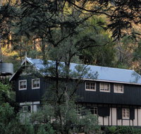 Walhalla Coach House - Food Delivery Shop