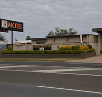 Warwick Motor Inn - Food Delivery Shop