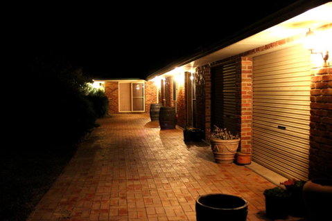 Waterfall Way Farmstay - Food Delivery Shop 1