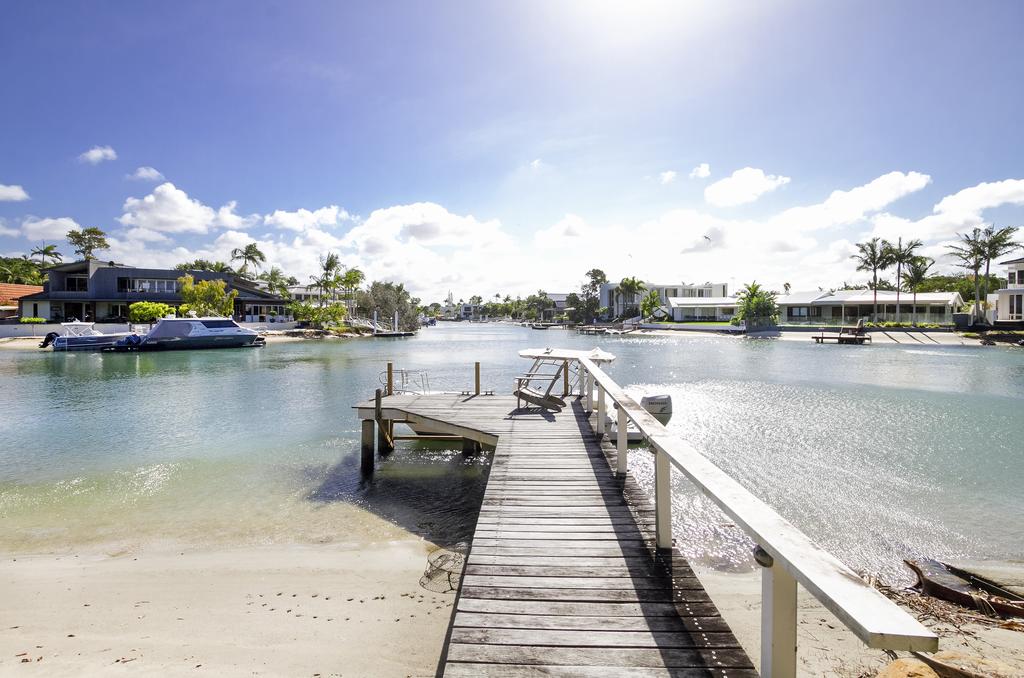 Noosa QLD Food Delivery Shop