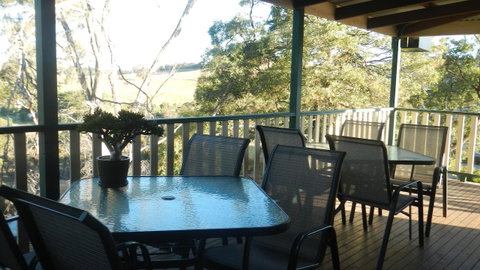 Avala Accommodation Daylesford - Food Delivery Shop 25