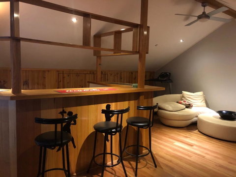 Avala Accommodation Daylesford - Food Delivery Shop 10