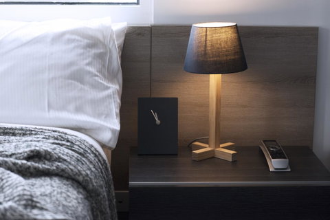 Tyrian Serviced Apartments Fitzroy - Food Delivery Shop 1