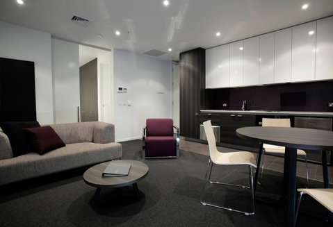 Tyrian Serviced Apartments Fitzroy - Food Delivery Shop 4
