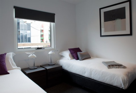 Tyrian Serviced Apartments Fitzroy - Food Delivery Shop 6