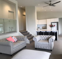 Lorne Sea View Terrace house - Food Delivery Shop
