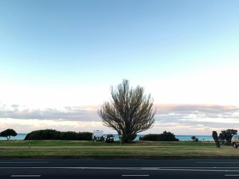 Sunryes Beach House - Food Delivery Shop 34
