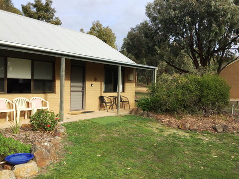 Grampians Pomonal Cottages - Pet Food Australia 8