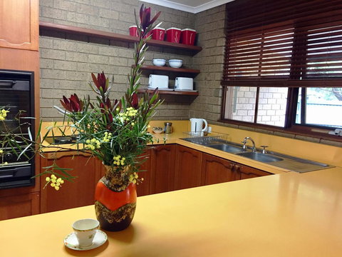 Grampians Pomonal Cottages - Pet Food Australia 4