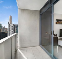Royal Stays Apartments - Clarendon St - Food Delivery Shop