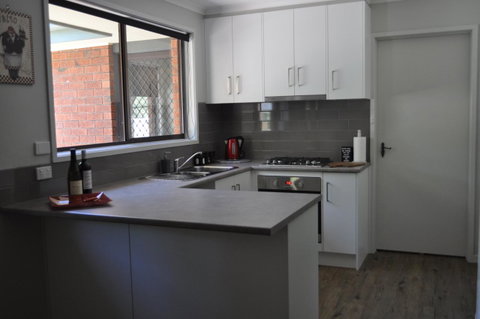 Juliet House - Food Delivery Shop 7