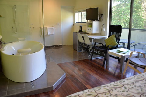 Deville At Healesville - Food Delivery Shop 6