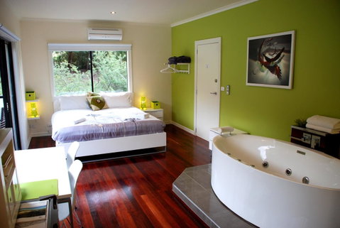 Deville At Healesville - Food Delivery Shop 7
