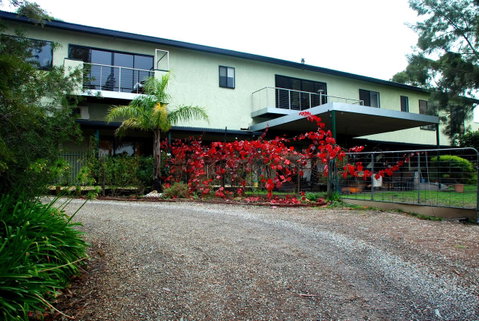 Deville At Healesville - Food Delivery Shop 10