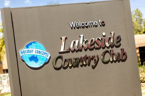 Lakeside Country Club - Food Delivery Shop 8
