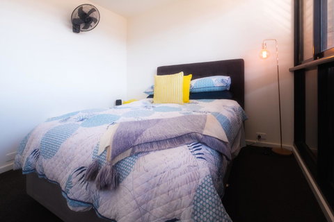 Waterfront Apt 234 Marinaquays - Food Delivery Shop 18