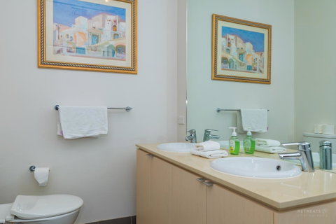 1 Sunset Place - Food Delivery Shop 10