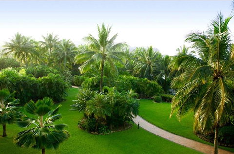 Whitsunday Apartments - Food Delivery Shop 11