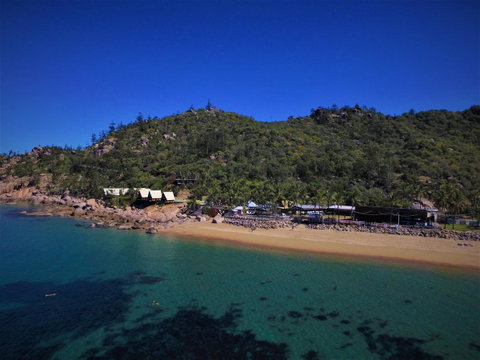 Nomads Magnetic Island - Food Delivery Shop 31
