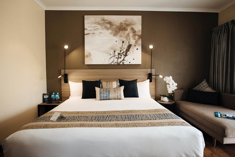 Mantra Club Croc - Food Delivery Shop 28