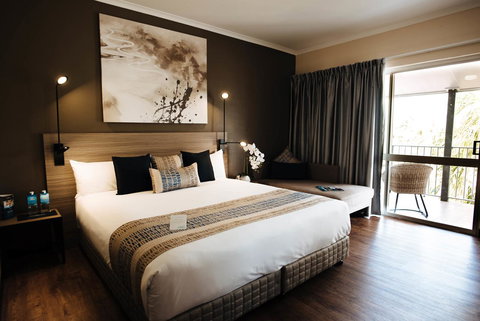 Mantra Club Croc - Food Delivery Shop 15