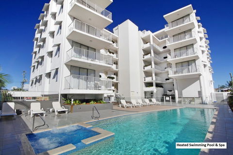 Ocean Views Resort Caloundra - Food Delivery Shop 3