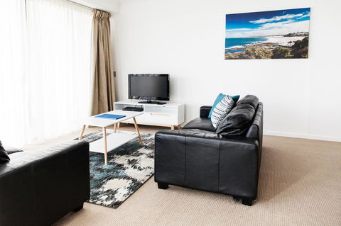 Ocean Views Resort Caloundra - Food Delivery Shop 40