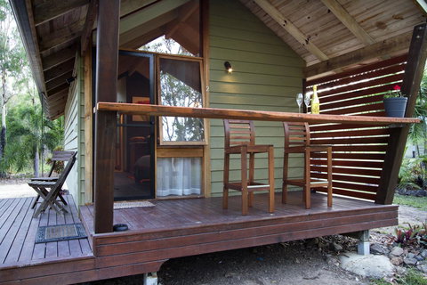 Airlie Beach Eco Cabins - Adults Only - Food Delivery Shop 18