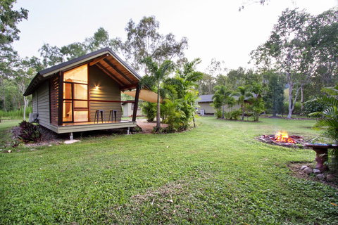 Airlie Beach Eco Cabins - Adults Only - Food Delivery Shop 28