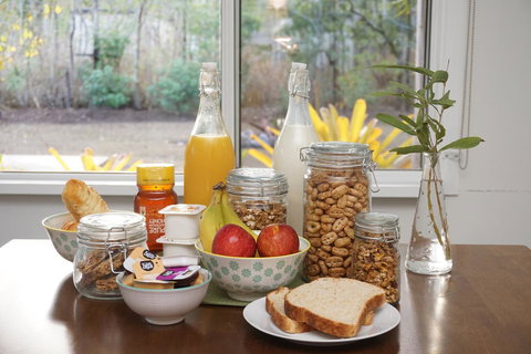 Airlie Beach Eco Cabins - Adults Only - Food Delivery Shop 6