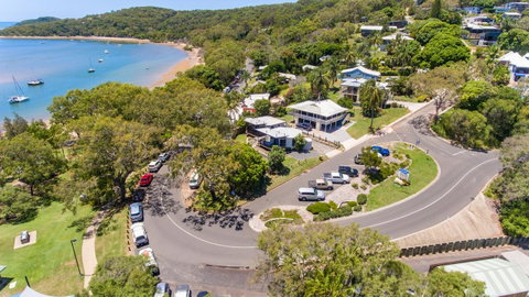 Sunset Cabins 1770 - Food Delivery Shop 12