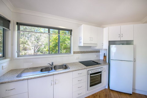 Sunset Cabins 1770 - Food Delivery Shop 11