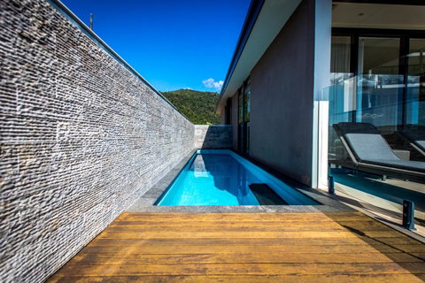 Mirage Whitsundays - Food Delivery Shop 34