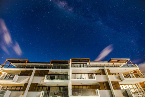 Mirage Whitsundays - Food Delivery Shop 13